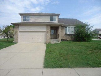 612 Clover Ln, University Park, IL 60484