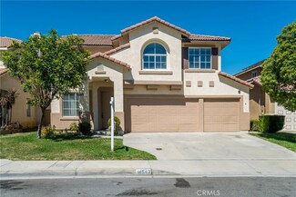 14542 Saddlepeak Dr, Fontana, CA 92336