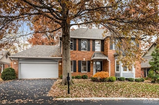 15 Webster Oaks Dr, Saint Louis, MO 63119