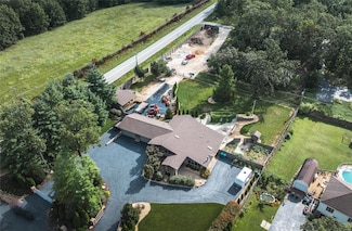 10010 Edmondson Hills Dr, Rolla, MO 65401