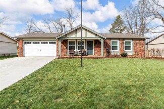 401 Forest Run Dr, Eureka, MO 63025