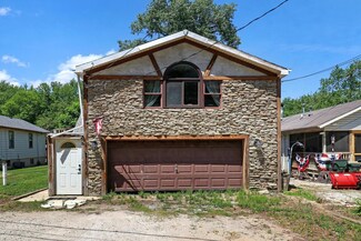 38262 N Lee Ave, Spring Grove, IL 60081