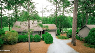 115 Scott Rd, Pinehurst, NC 28374