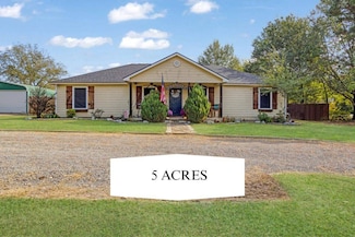 2251 Green Acres Dr, Bokchito, OK 74726