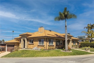 401 Holmwood Dr, Newport Beach, CA 92663