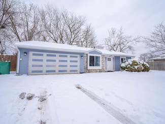 906 Natoma Ct, Joliet, IL 60431