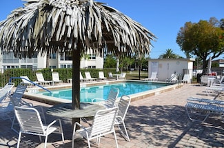 1624 Pine Valley Dr Unit 118, Fort Myers, FL 33907
