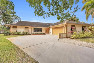 4368 Colette Dr, Jupiter, FL 33469