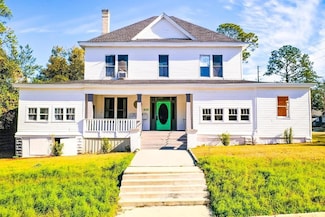 415 Dewey St, Waycross, GA 31501