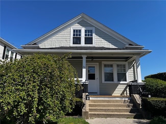 38 Orlando Ave, Cranston, RI 02910