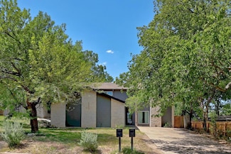 3402 Dolphin Dr Unit A, Austin, TX 78704