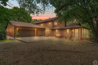 3231 SE 101st St, Berryton, KS 66409