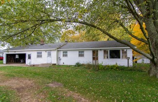 7343 Fairland Rd, Niles, MI 49120