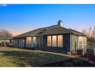 860 Hermanson St, Woodburn, OR 97071