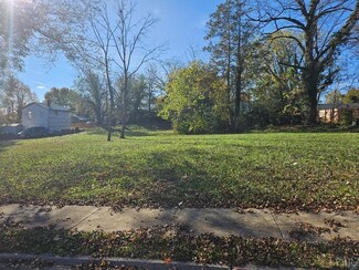 712 Grove St, Bedford, VA 24523