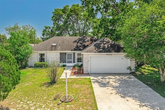 3205 Clewiston St, Deltona, FL 32738