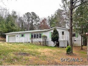 127 Quail Ln, Hendersonville, NC 28792