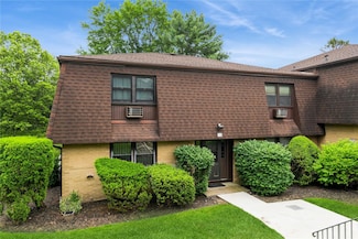 1 Germonds Village Unit 16, Bardonia, NY 10954