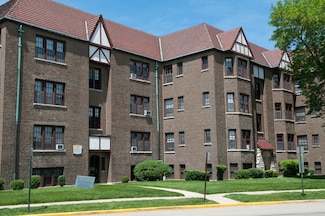 38 Lawton Rd Unit 2, Riverside, IL 60546
