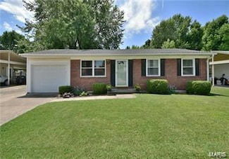 3259 Ipswich Ln, Saint Charles, MO 63301