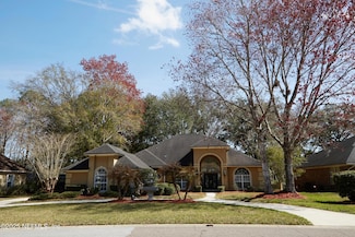 2674 Country Club Blvd, Orange Park, FL 32073