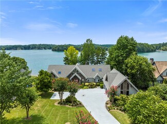 403 Bay Hill Dr, West Union, SC 29696