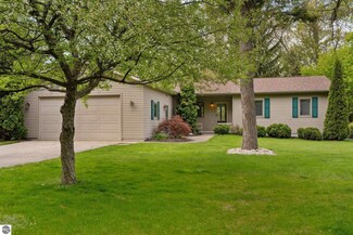 3770 Peninsular Shores Dr, Grawn, MI 49637