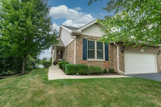 768 Saint Johns Place, Addison, IL 60101