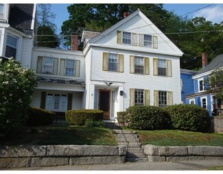 114 Pleasant St, Fitchburg, MA 01420