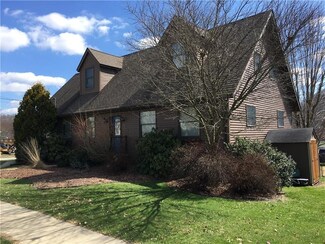 158 Bow St, Stockdale, PA 15483