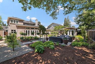 16464 Shady View Ln, Los Gatos, CA 95032