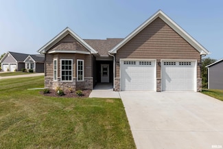5120 Pandit Dr, Bettendorf, IA 52722