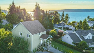 245 Fairview St, Camano Island, WA 98282