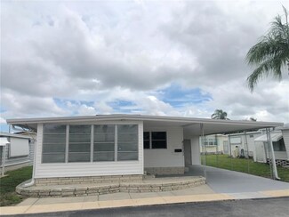 82022 4th Ave N Unit 22, Pinellas Park, FL 33781
