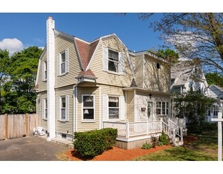 31 Emery St, Holbrook, MA 02343