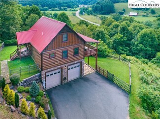 256 John t Dr, Sugar Grove, NC 28679