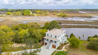 546 Towles Crossing Dr, Johns Island, SC 29455