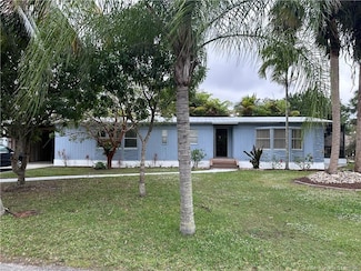 7802 SE Paradise Dr, Stuart, FL 34997