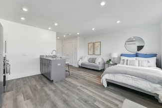 585 Essex St Unit 603, Lynn, MA 01901