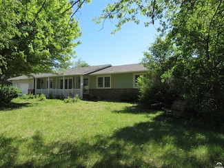 3242 K-237, Perry, KS 66073