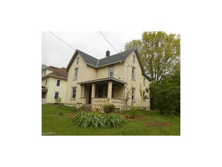 522 E Main St, Loudonville, OH 44842