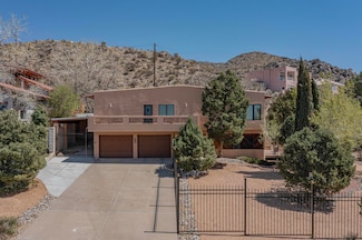 500 Oakwood Place NE, Albuquerque, NM 87123