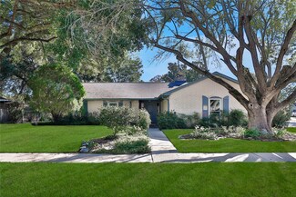 10858 Radford Ln, Houston, TX 77099