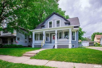 2312 Redwood Ave, Davenport, IA 52802