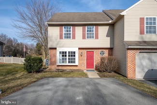 106 Kentshire Dr, Lancaster, PA 17603