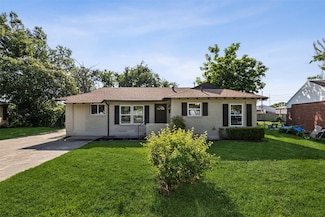 2504 Avon Dr, Garland, TX 75041