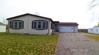 915 W Mill St, Ossian, IN 46777