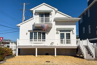 34 Colony Rd, Seaside Heights, NJ 08751