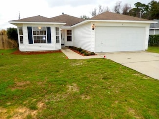 9 Stowe Rd, Mary Esther, FL 32569