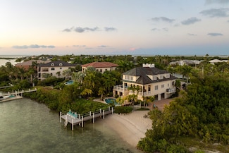 24 Cannon Royal Dr, Key West, FL 33040